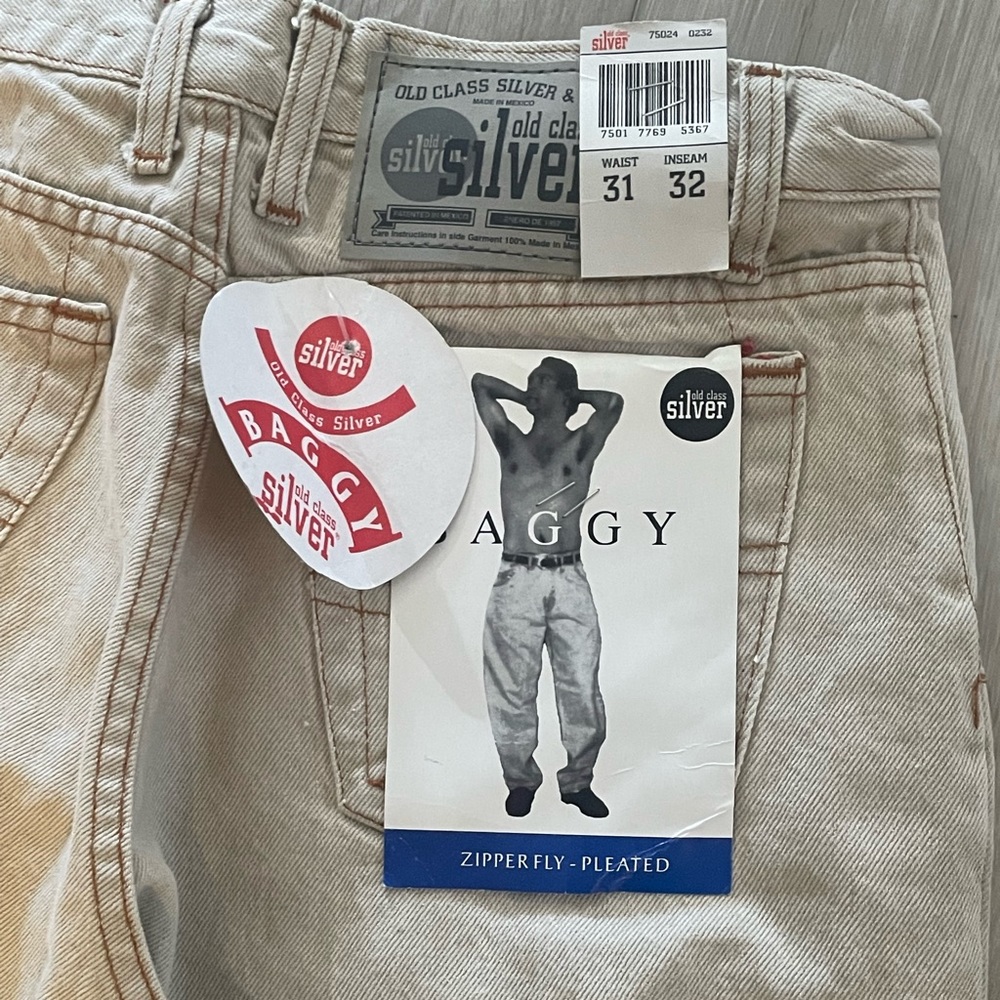 RARE BAGGY SILVER TAB LEVIS